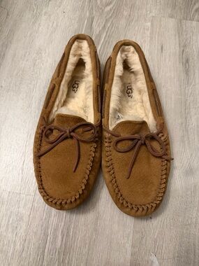 UGG Chestnut Suede Shearling-Lined woman’s Moccasins